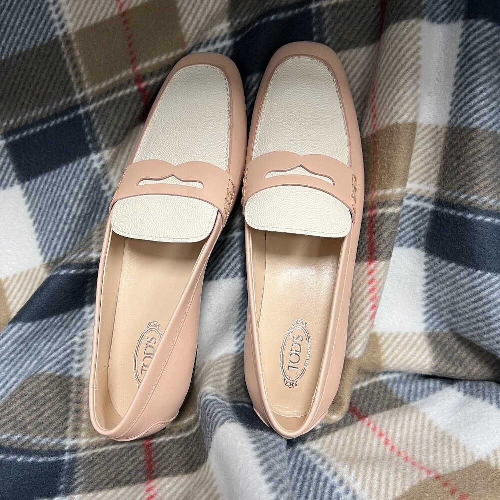 Tod's pink and white loafers